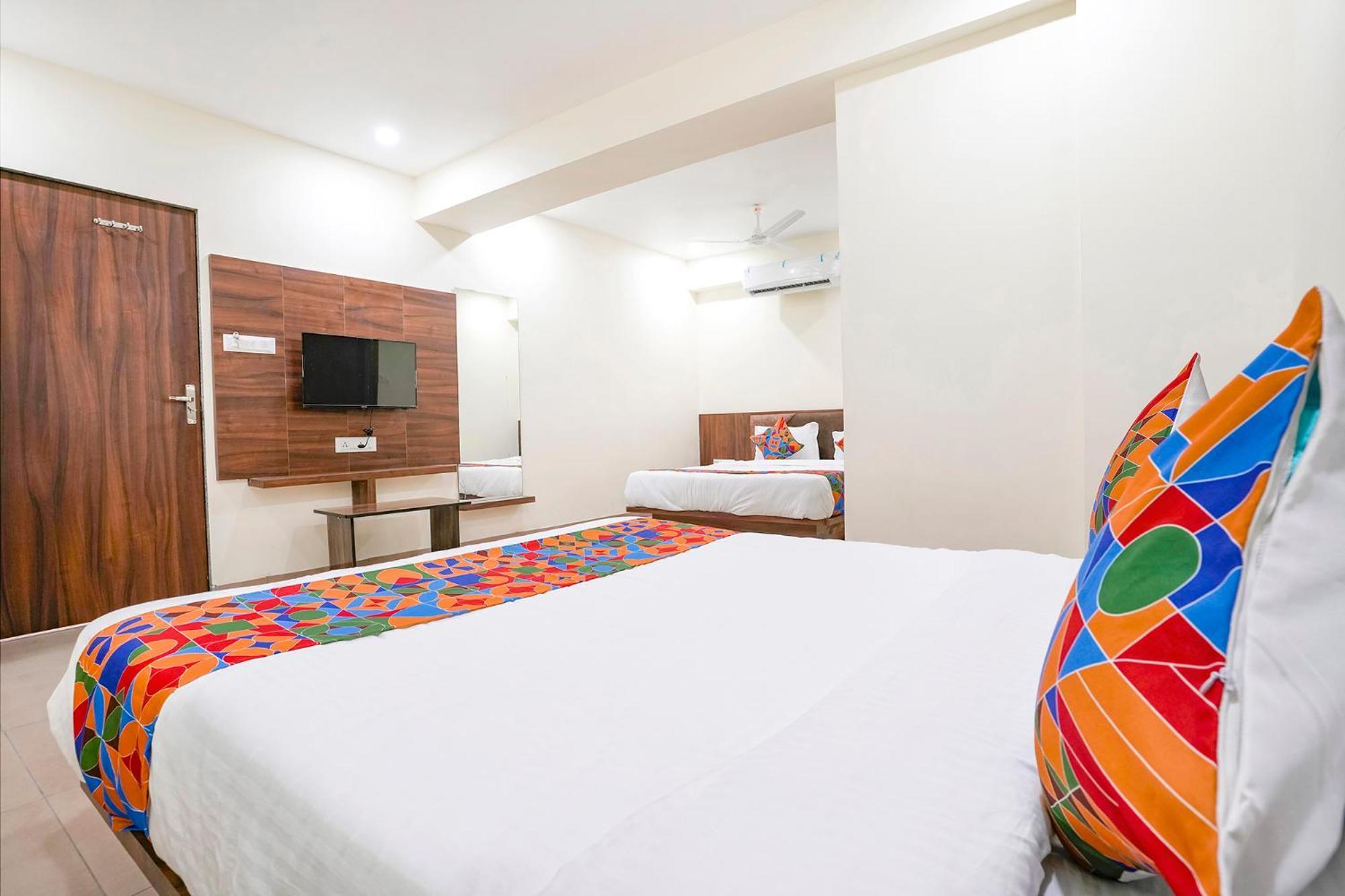 Fabhotel Hill Park I Vadodara Exterior photo
